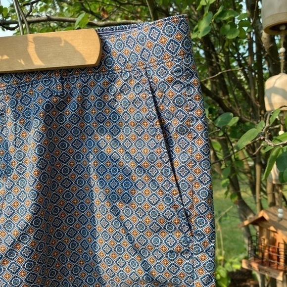 Penguin Classic fit small print shorts. - Picture 9 of 9